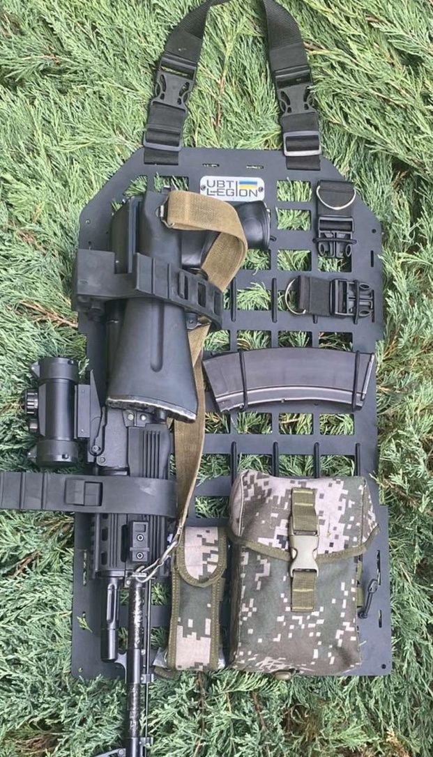 Кріплення Quick Fist Original 25-57мм для лопат сокир 1шт.