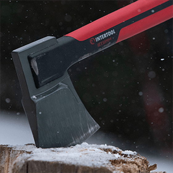 Сокира 630г ручка з фібергласу. STORM INTERTOOL